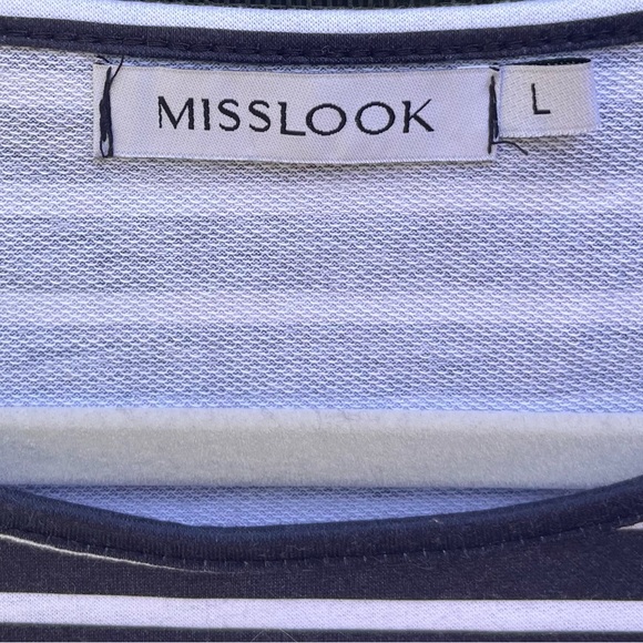 Adorable Cat Tee Shirt🐈‍⬛ - Picture 3 of 3